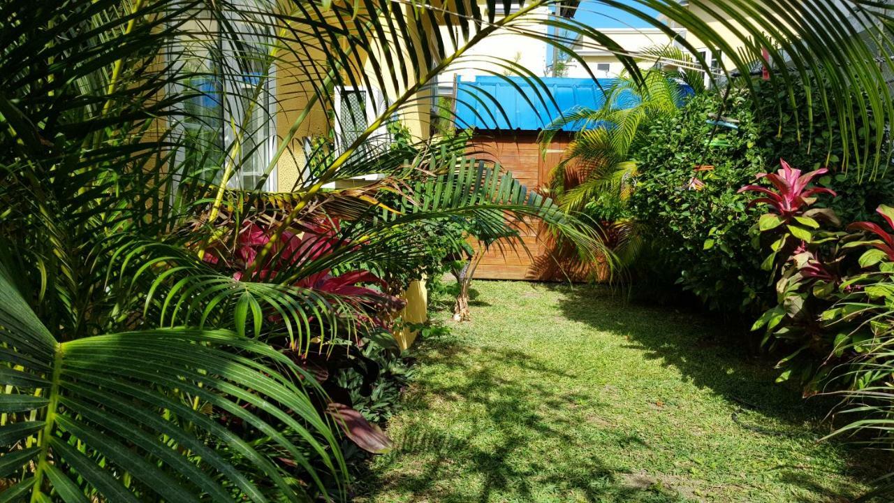 Villa Hibiscus Блу-Бэй Экстерьер фото